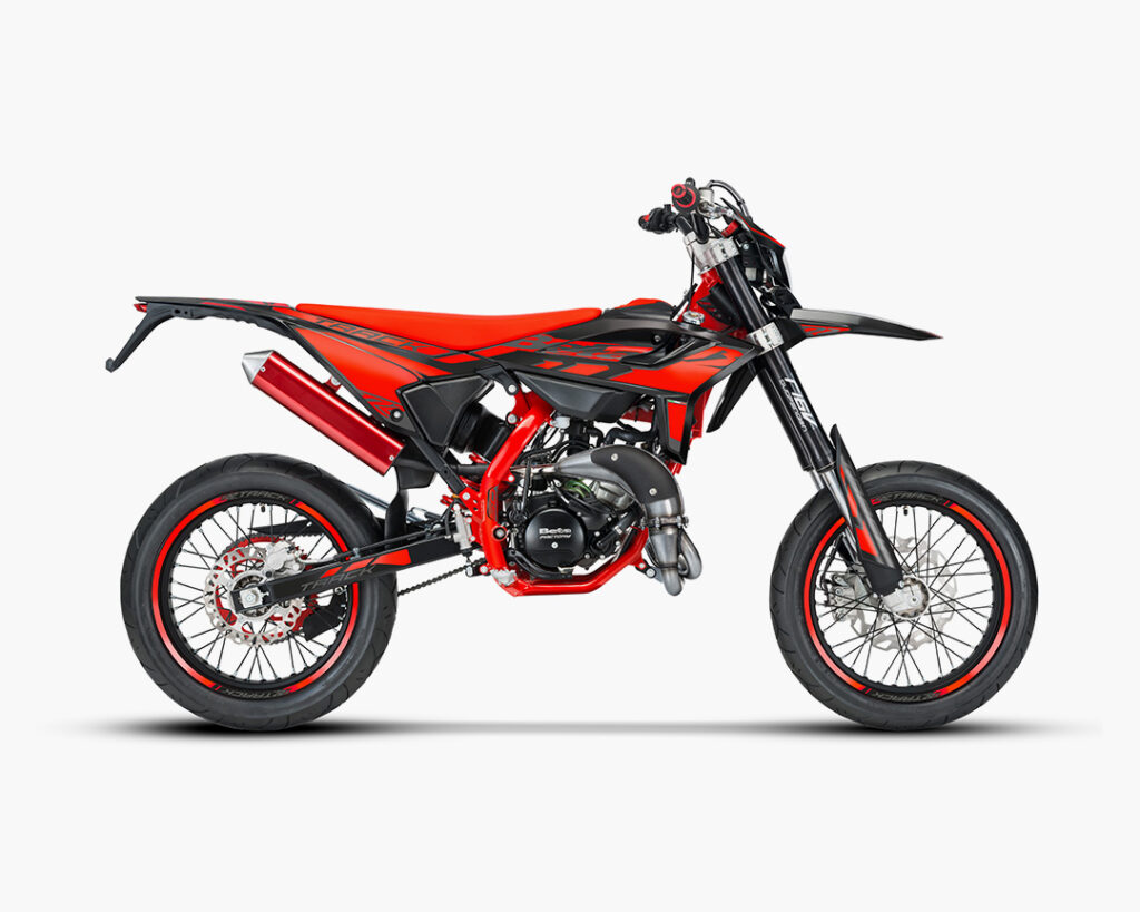 MOTARD LOOK, 100% BETA