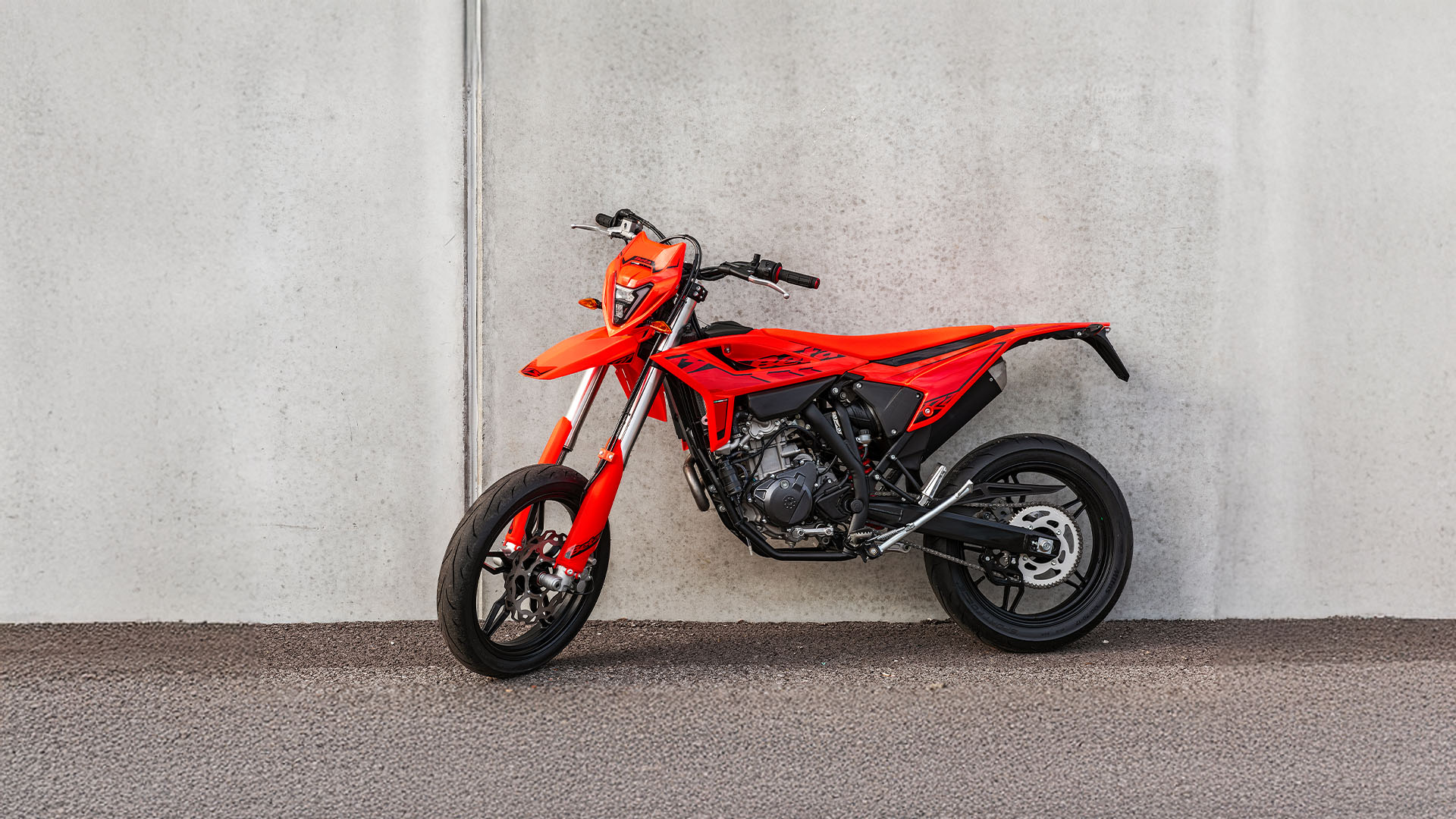 RR Motard 125 T
