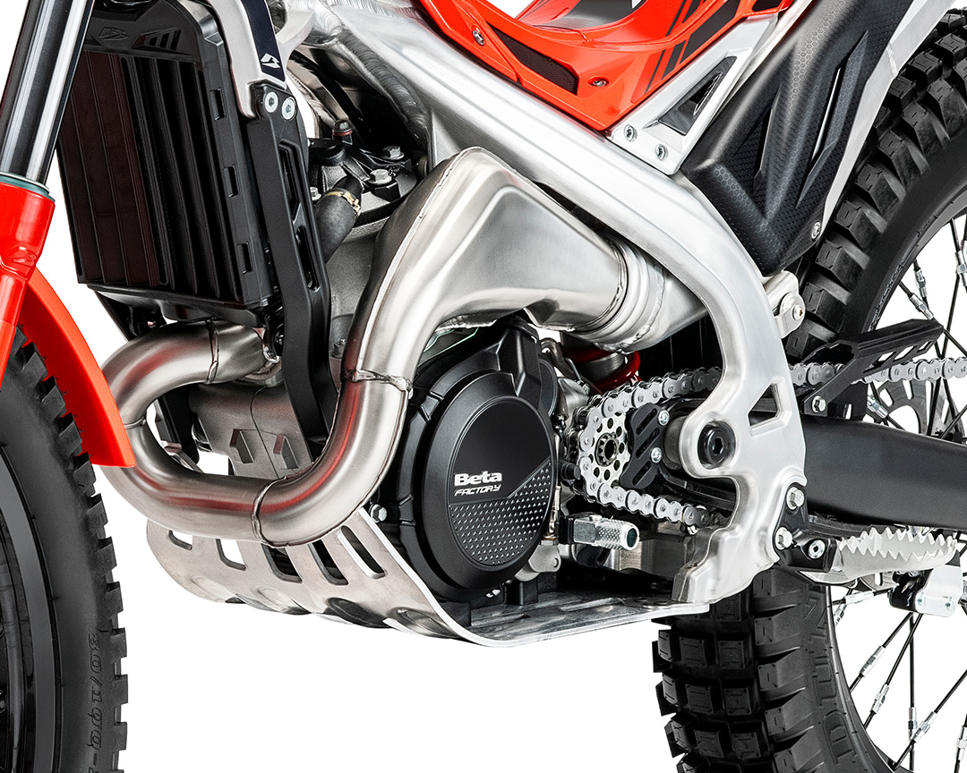 250 2-STROKE ENGINE